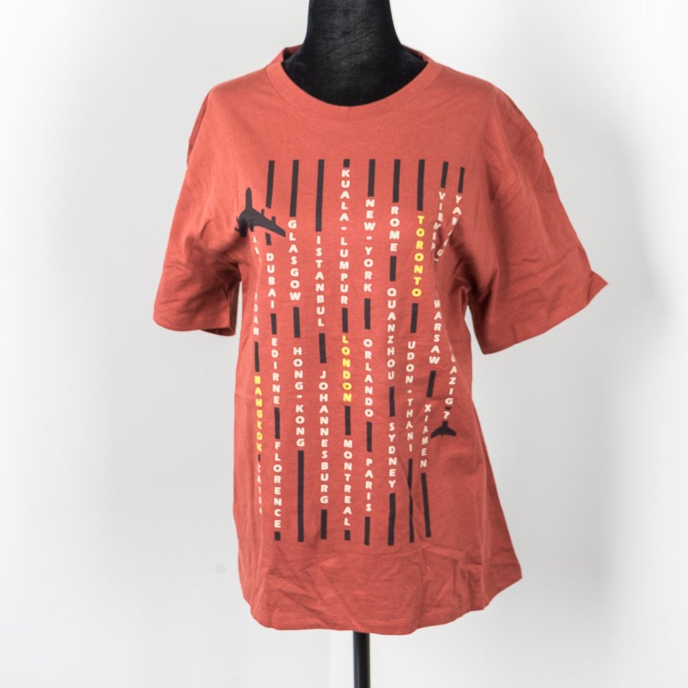 NWT Mens Highline Collective Travel T shirt - L